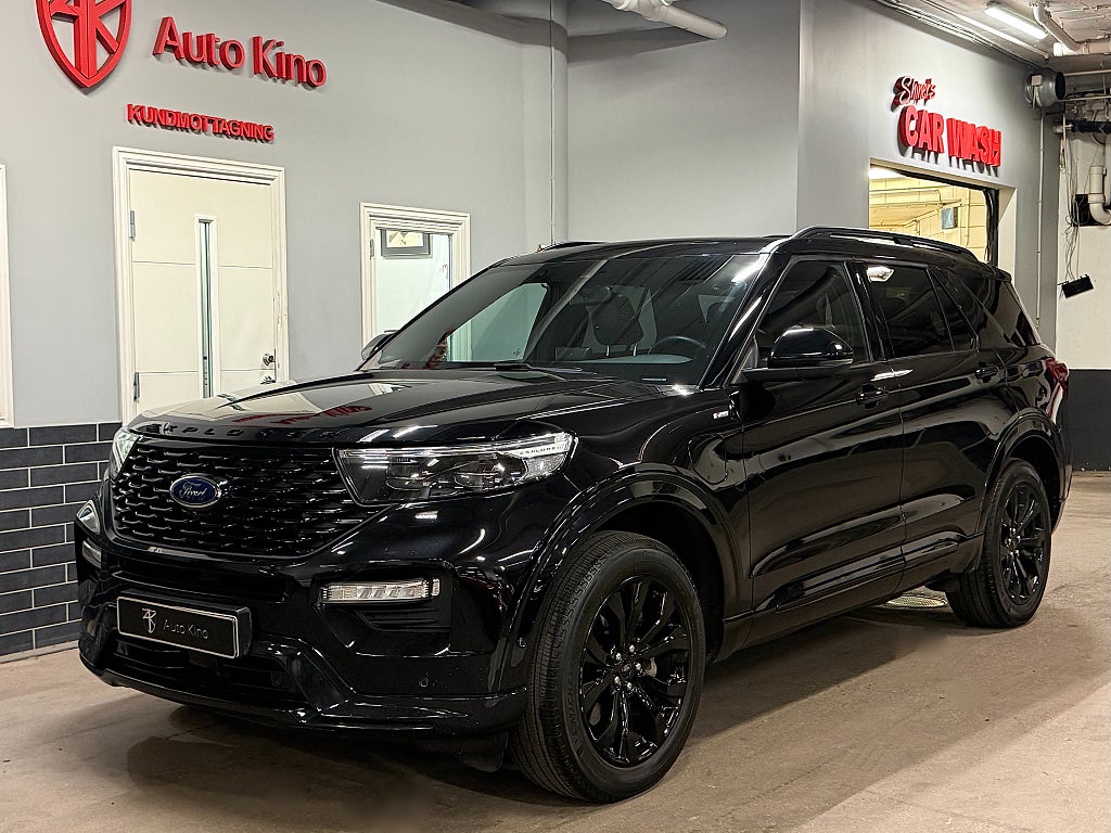 Ford Explorer Plug-In Hybrid SelectShift ST 7-sits MOMS