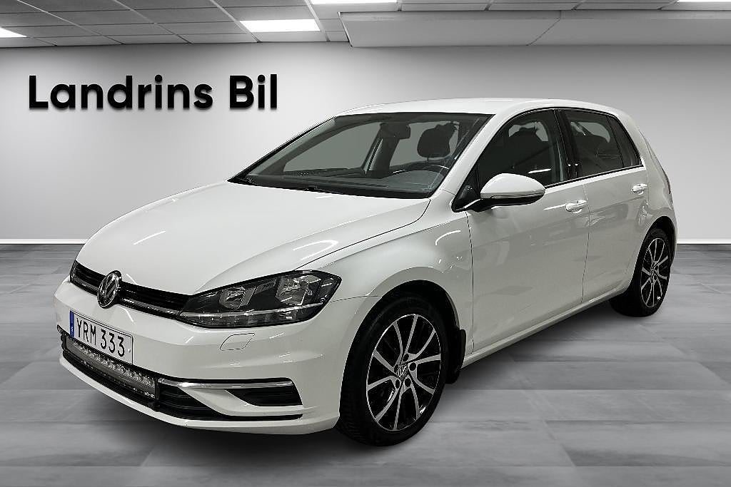Volkswagen Golf 5-dörrar 1.0 TSI Base