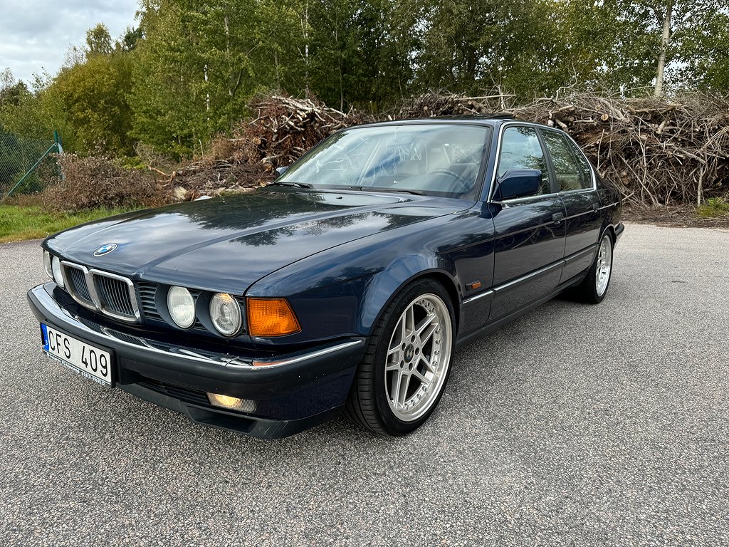 BMW 750 5.0 V12 Helt Original/Besiktigad/19100 mil