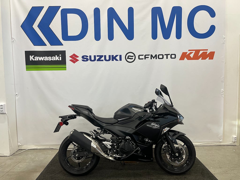 Kawasaki Ninja 500 "Endast 39mil, Räntefri avbetalning"