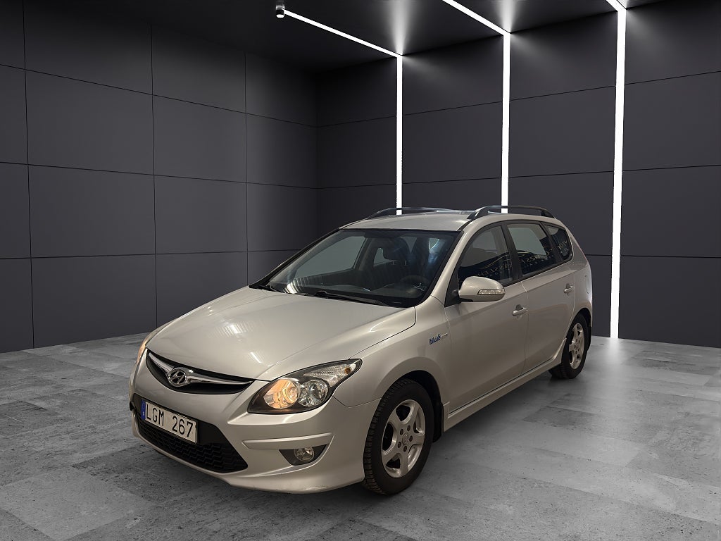 Hyundai i30 cw 1.6 CRDi Business |NY BESIKTIGAD|DRAG|