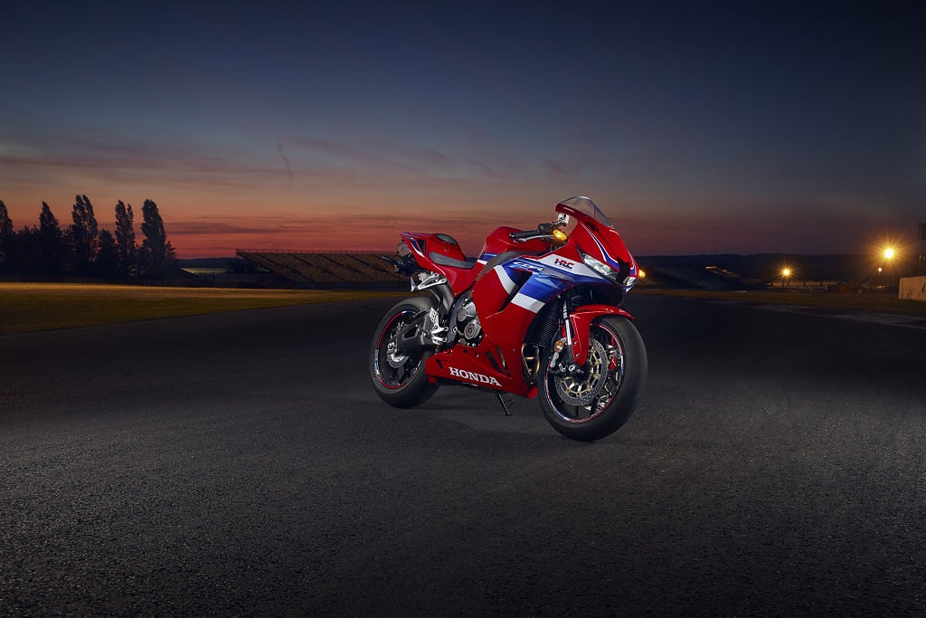 Honda CBR600RR Köp din 2026 års modell idag!