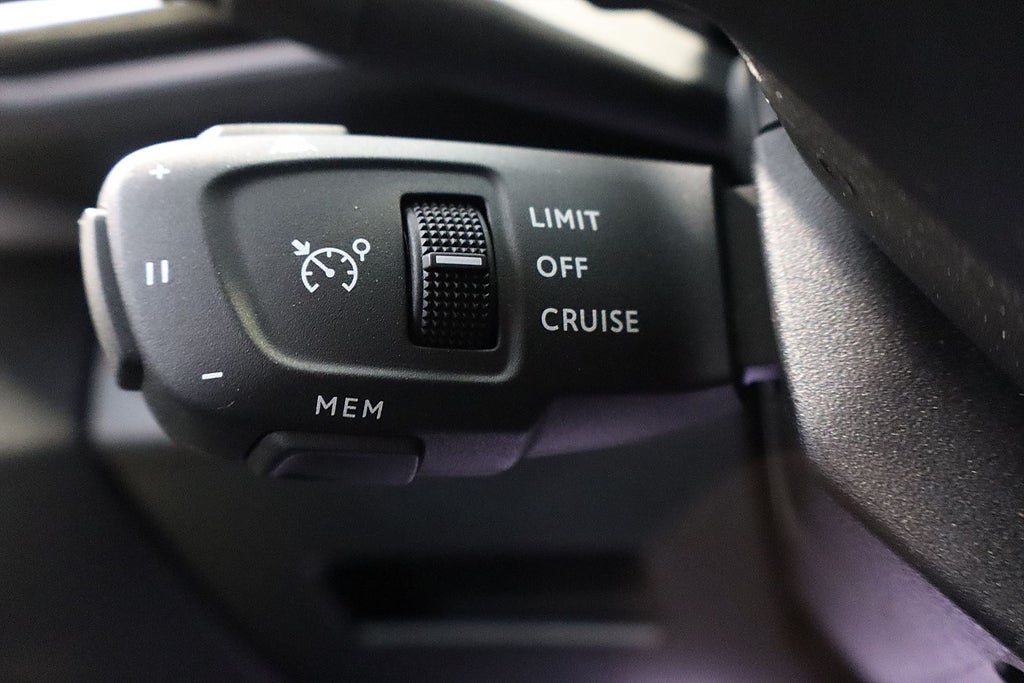 Bild på Peugeot 3008 GT 1.2 PT 130hk Aut - B-KAMERA, CARPLAY, NAV