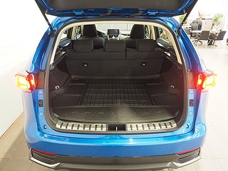 SUV Lexus NX 11 av 24
