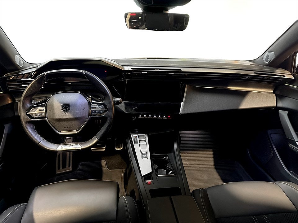 Bild på Peugeot 308 5D GT 1.2 PT 130hk Aut - B-KAMERA, 1 ÄGARE