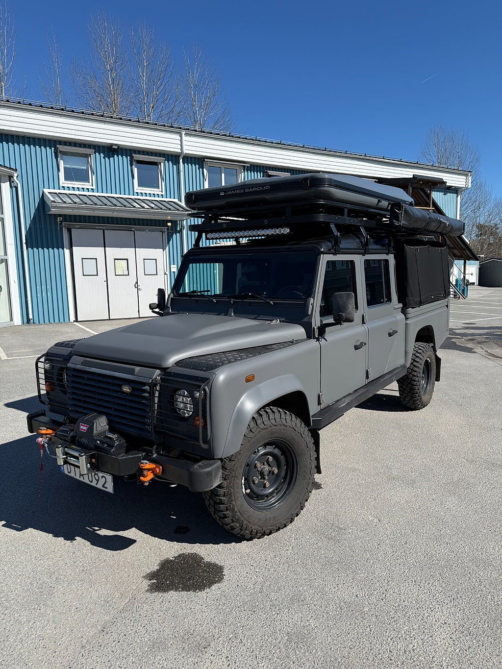 Land Rover Defender 130 Overlanding utrustning
