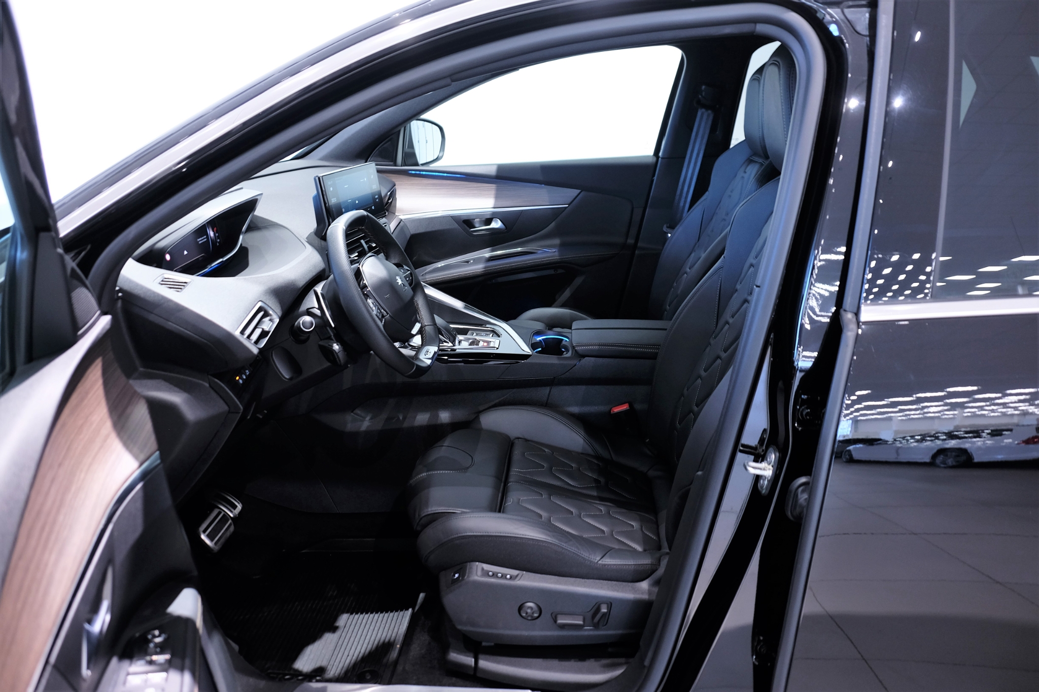 Peugeot 3008 2022, kuva 4/53