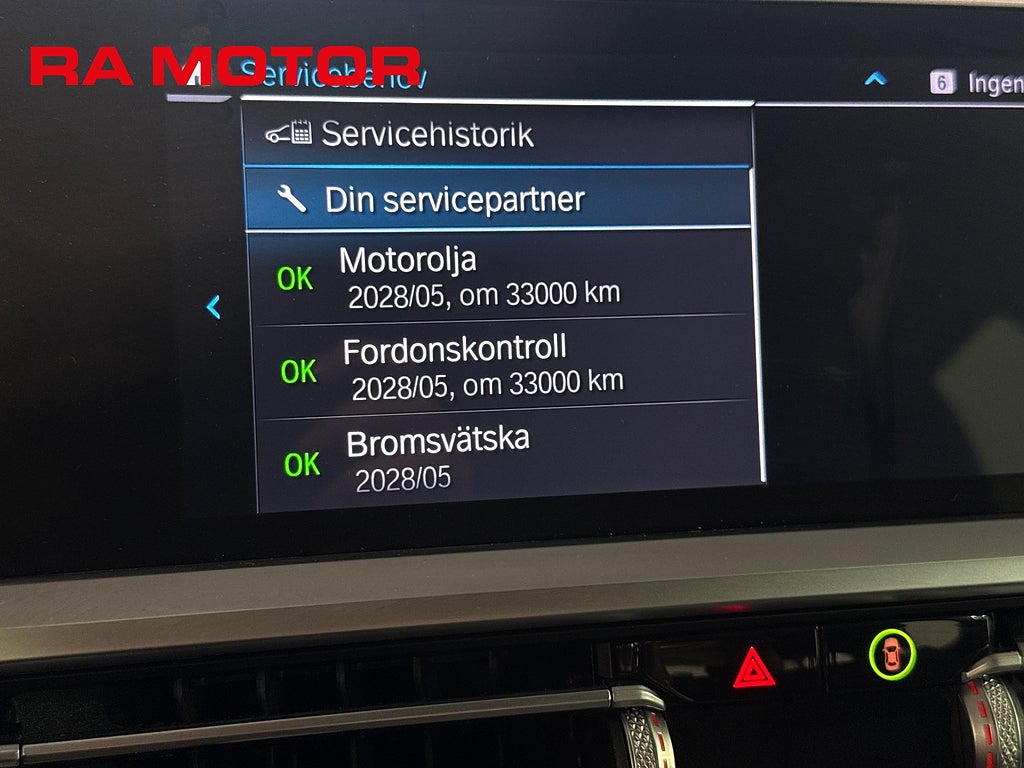 BMW 330e xDrive Touring | Sport Line | M-Ratt | P-sensorer | 2021