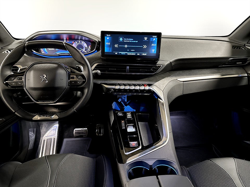 Bild på Peugeot 5008 GT 1.2 PT 130hk Aut 7-SITS B-KAMERA NAV