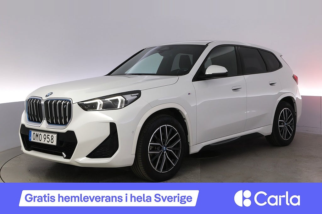 BMW iX1 xDrive30 M-sport Pano Kamera HK LED Drag