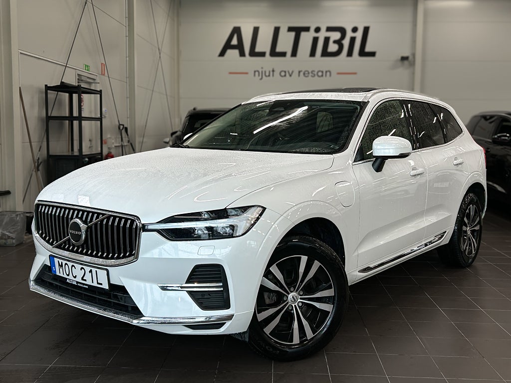 Volvo XC60 Recharge T6 AWD Core Edt Pano/Kamera/Drag/Värmare/BLIS