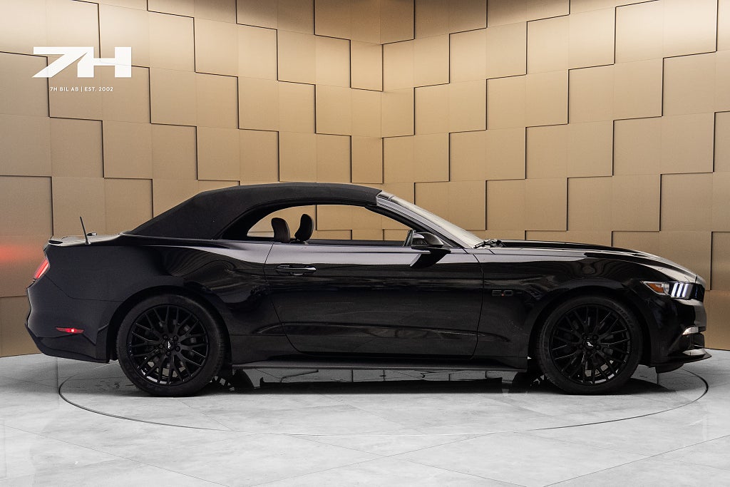Ford Mustang GT Convertible SelectShift / Backkamera / Vent. Säten