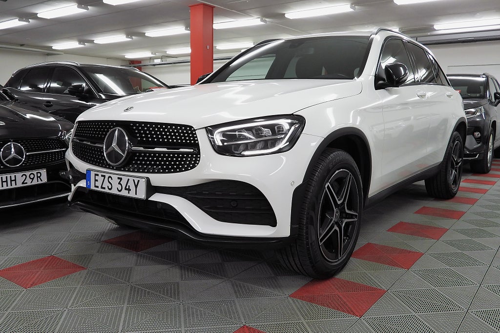Mercedes-Benz GLC 300 e 4MATIC 9G-Tronic AMG Line Plug in SoV Hjul