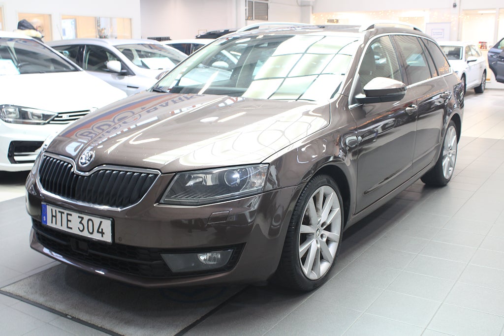 Skoda Octavia Kombi 1.4 TSI Style Euro 6 Back-kamera/Dragkrok/Webasto 