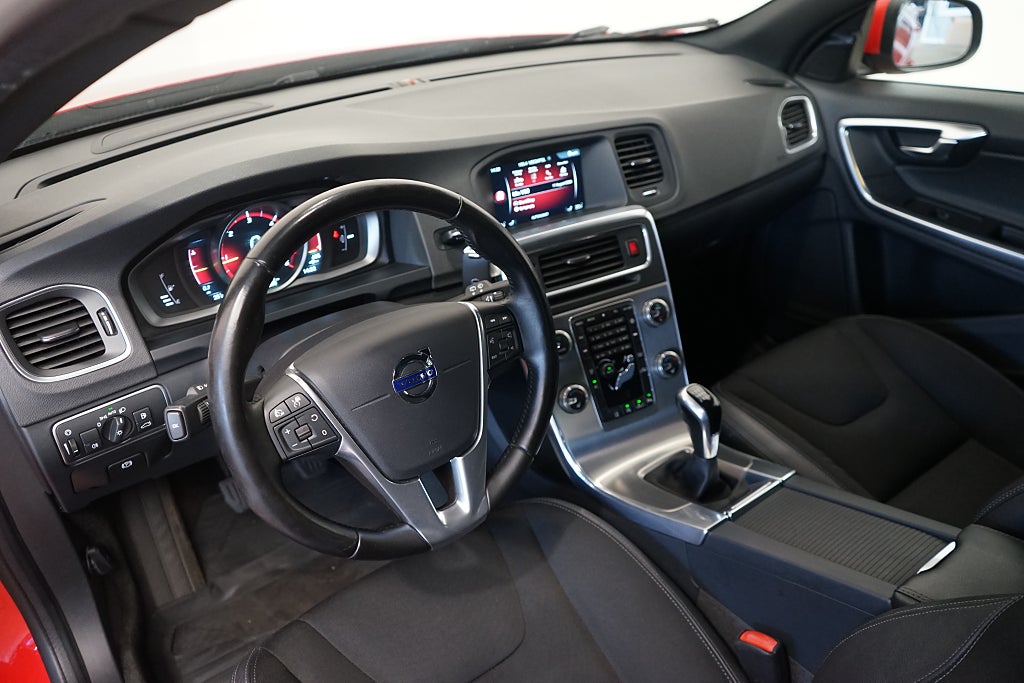 Volvo V60 D4 Momentum Värmare Dragkrok 190hk