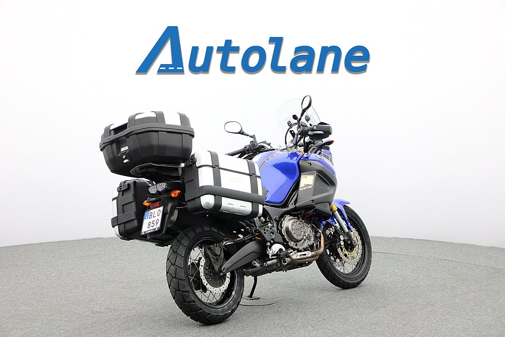 Yamaha XTZ1200 Super Tenere *Nyservad Nya Däck Väskor