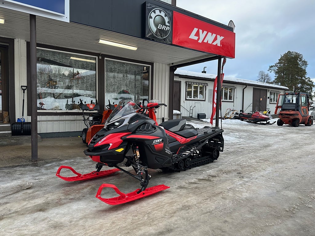 Lynx Xterrain RE 900 ACE Turbo R -25 