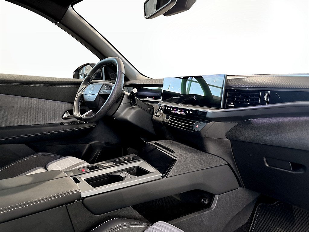 Bild på Opel Grandland GS Hybrid 136hk Aut - PANO, B-KAMERA