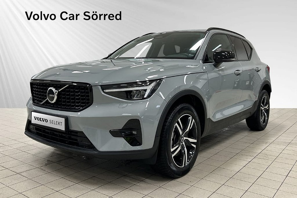 Volvo XC40 B4 FWD Bensin Plus Dark