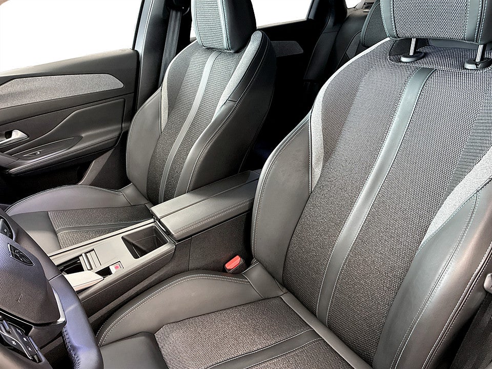 Bild på Peugeot 308 SW Allure Hybrid 145hk Aut B-KAMERA CARPLAY