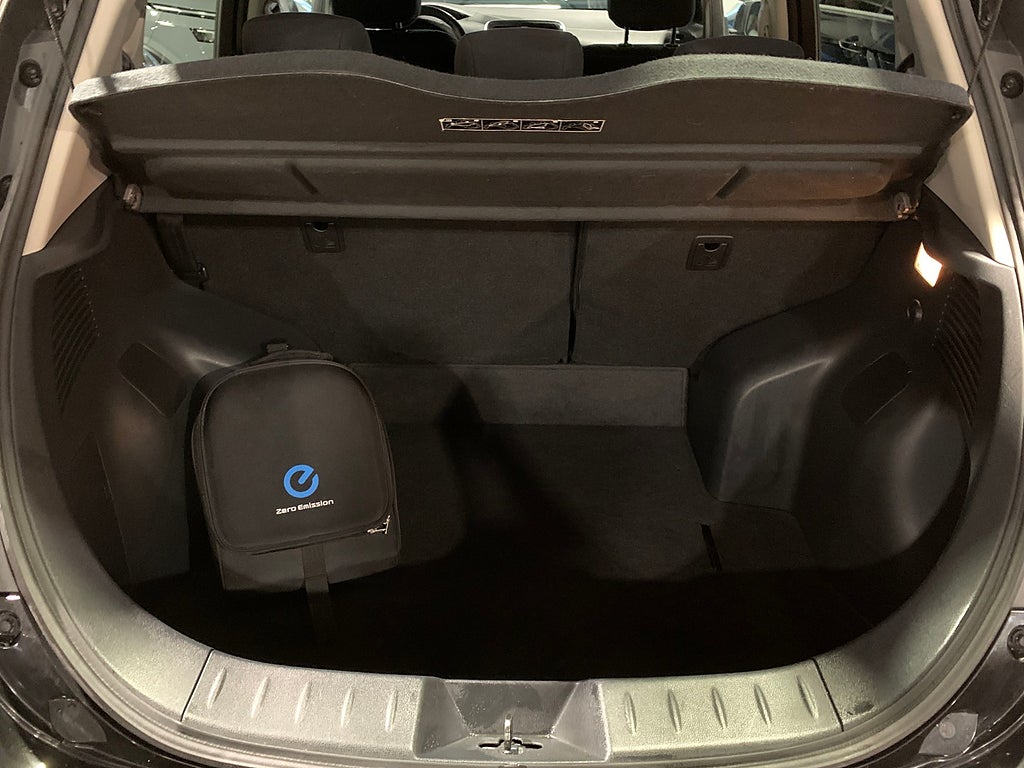 Nissan Leaf 30 kWh |TEKNA | Kamera | Apple Carplay 2017