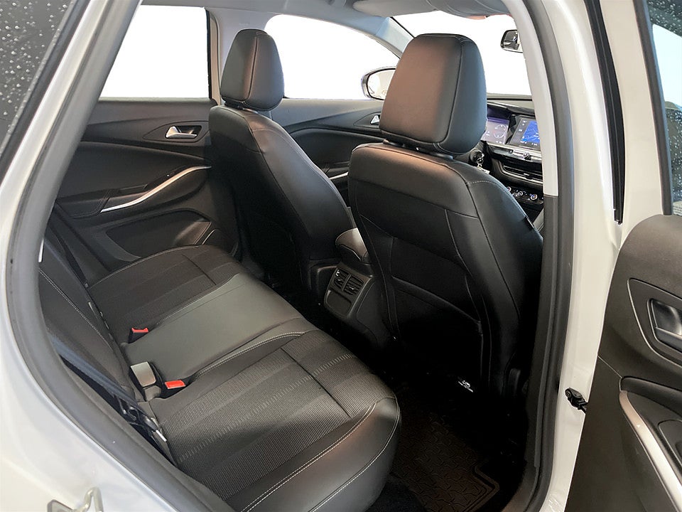 Bild på Opel Grandland X GS 1.2 Turbo 130hk Aut - B-KAMERA, EN ÄGARE