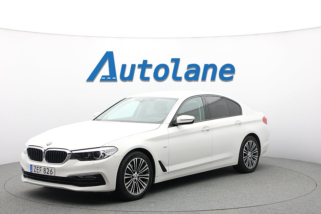BMW 540 i Sedan SportLine, HUD, 340hk, Dragkrok, Backkamera