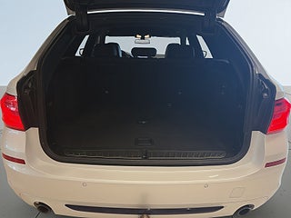 BMW 520d xDrive Touring Sport line Drag Bkamera S&V-däck Rvärme – bild 12