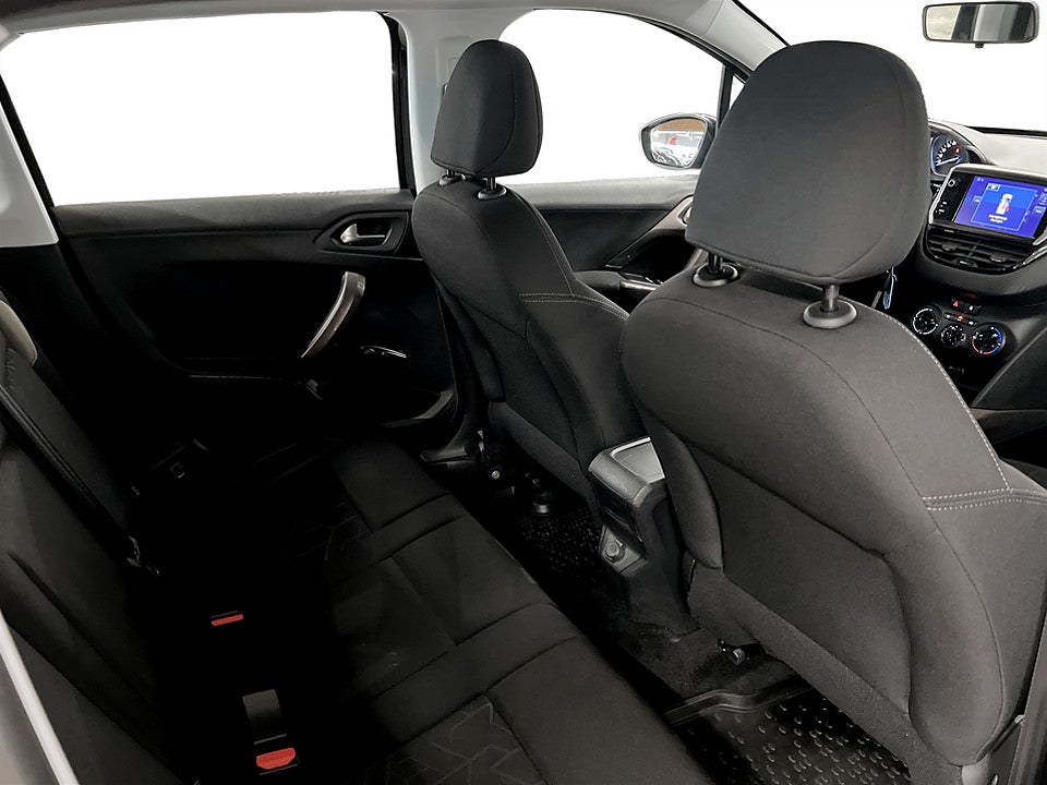 Bild på Peugeot 2008 Active 1.2 VTi 82hk KAMPANJRÄNTA 3,99%