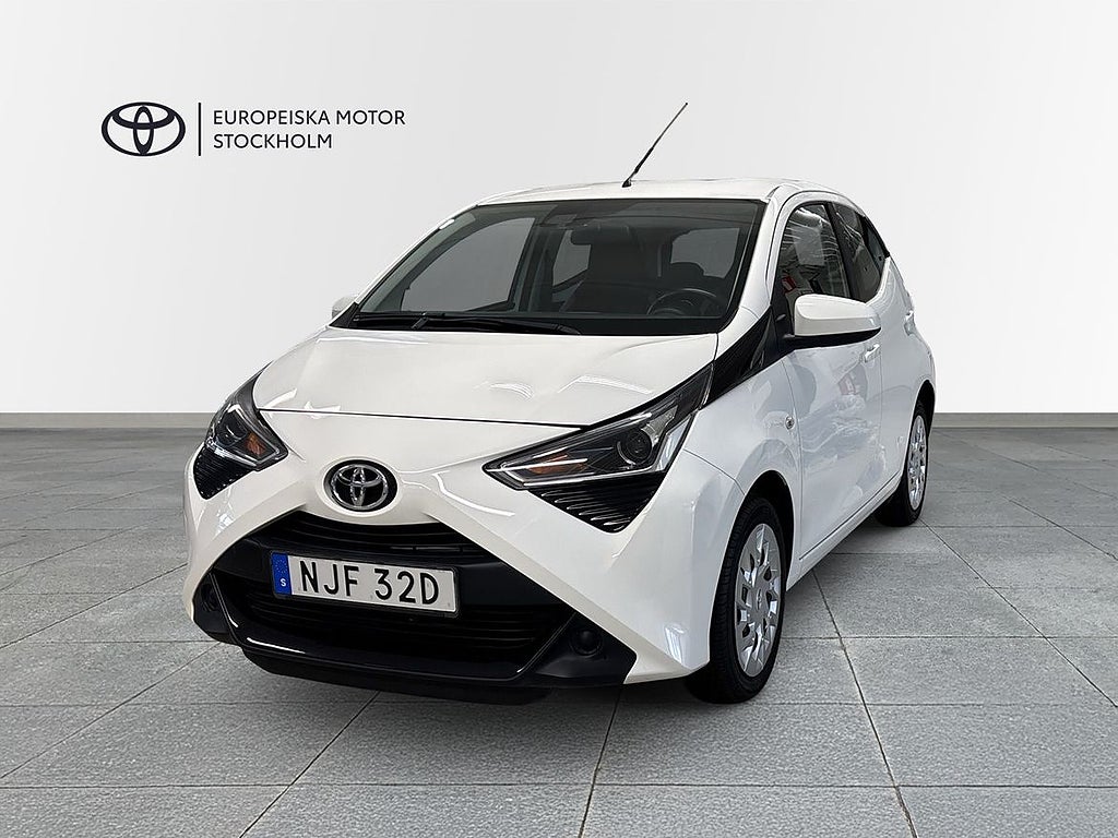 Toyota Aygo 1.0 VVT-i X-PLAY / V-HJUL