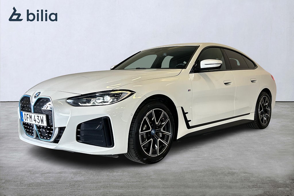 BMW i4 eDrive40 Gran Coupé/ M Sport / Drag / Backkamera 