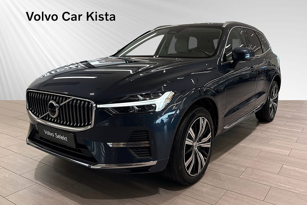 Volvo XC60 Recharge T6 Core Edition Drag Panorama Läder