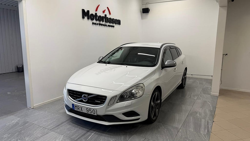 Volvo V60 D3 R-Design | Ny kamrem | Ny besiktad 