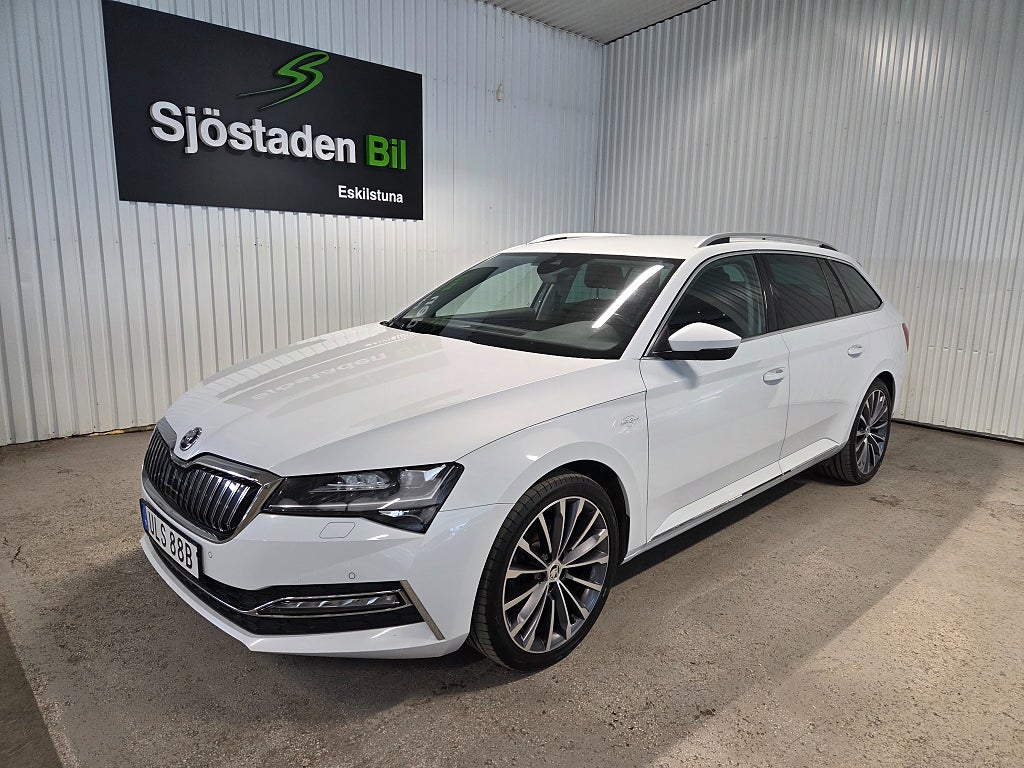 Skoda Superb iV Kombi 1.4 TSI iV L&K Skinn Drag Värmare 