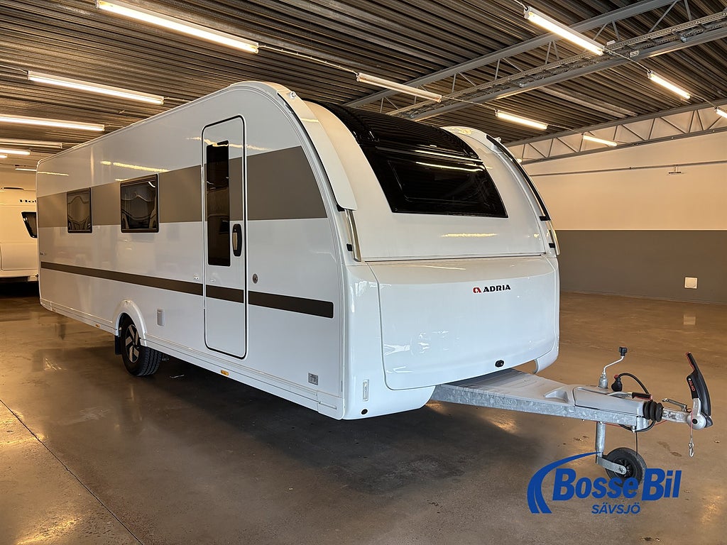 Adria Alpina 663 HT * Queenbed * Frontkök *