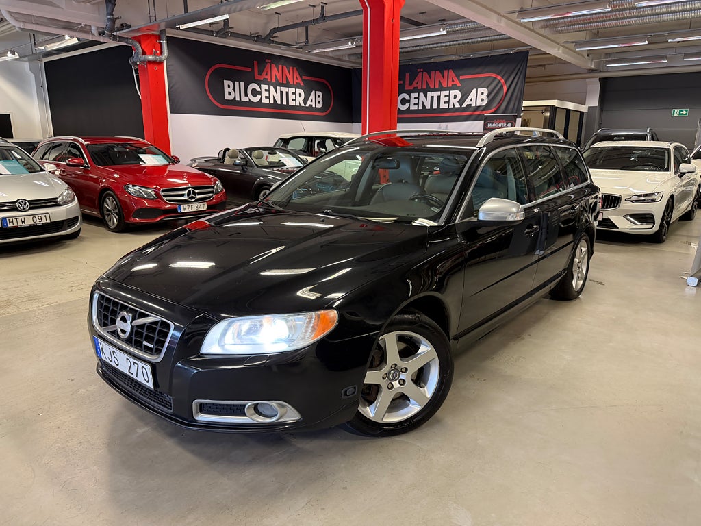 Volvo V70 2.5T Summum Drag Skinn Ny servad Ny besiktad SoV PDC