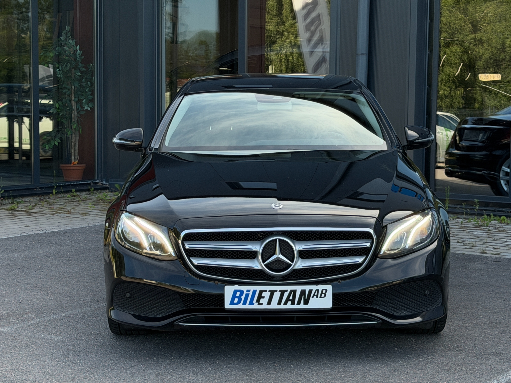 Mercedes-Benz E 2018, bild 3/36