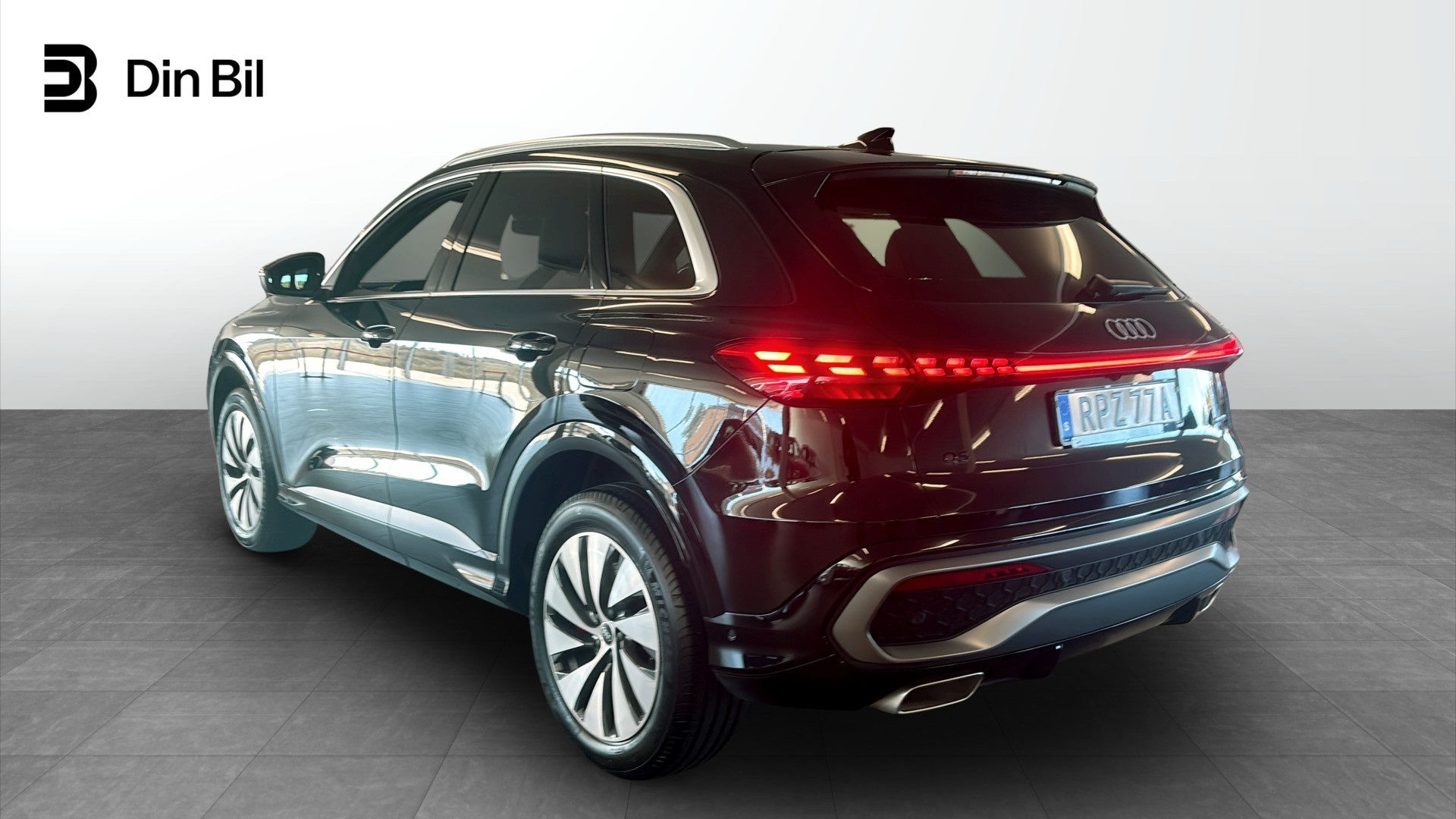 Audi Q5 Laddhybrid 367 HK S-line 2025, photo 4/10
