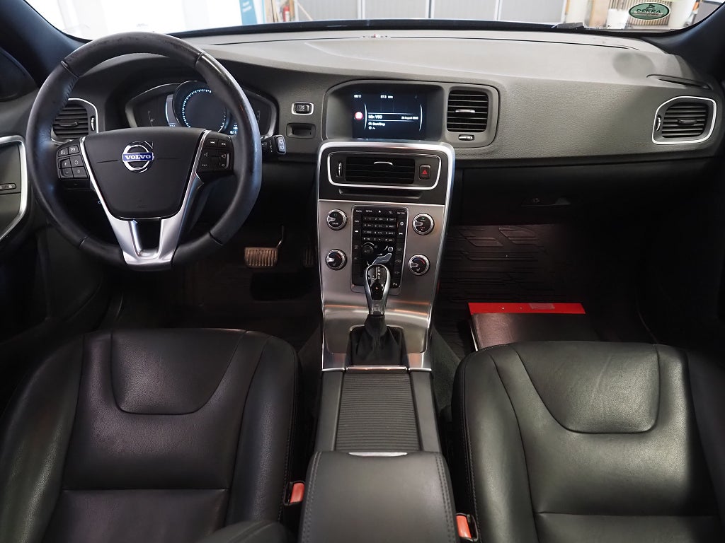 Volvo V60 D4 Geartronic Summum Business Edt Pro Taklucka Drag GPS 2016