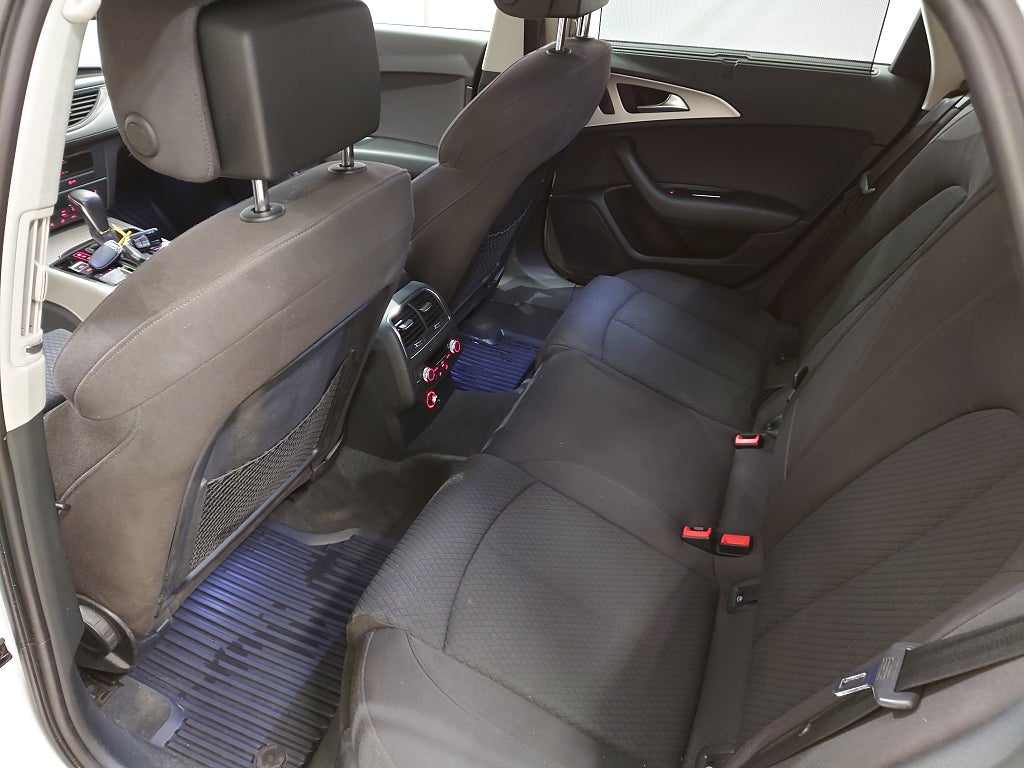 Audi A6 2018 - miniatyr 11