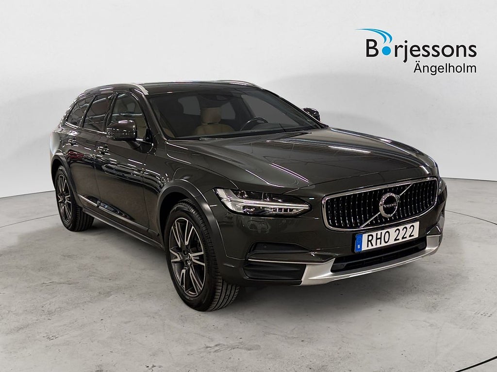 Volvo V90 Cross Country D4 190 HK AWD MOMENTUM AUT