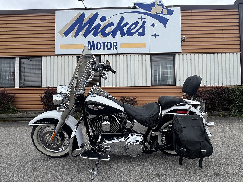Harley-Davidson FLSTN Softail Deluxe 1.6 Twin Cam 96B