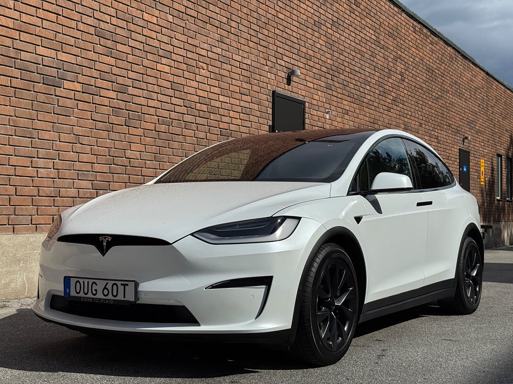 Tesla Model X Plaid 1020hk 1äg Svensksåld Moms 6-sits Drag Yoke