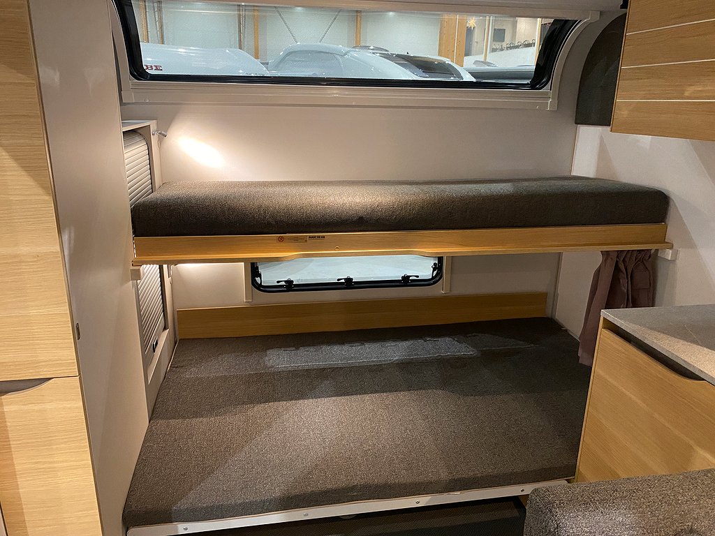 Adria Adora 613 PK / Barnkammar / Pluspaket / 2995kr / mån - Adria