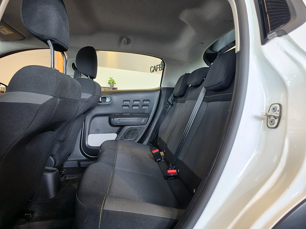 Citroën C3 1.2 PureTech 82 / FEEL / Apple Carplay /