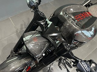 Custom Harley-Davidson VRSCDX 15 av 23