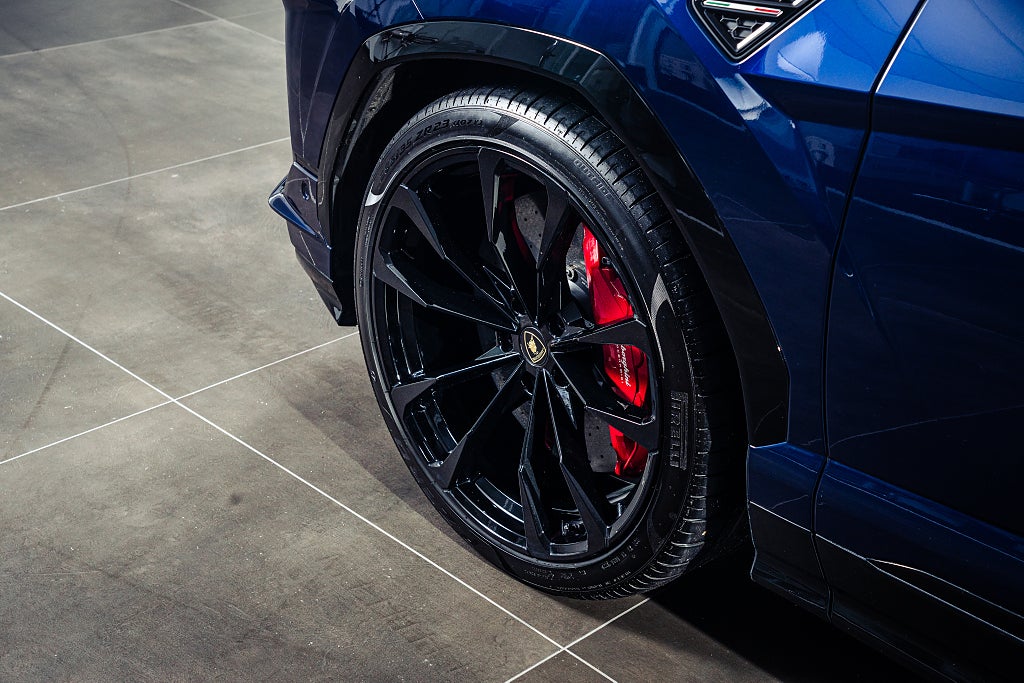 Gallery image 12 of 18