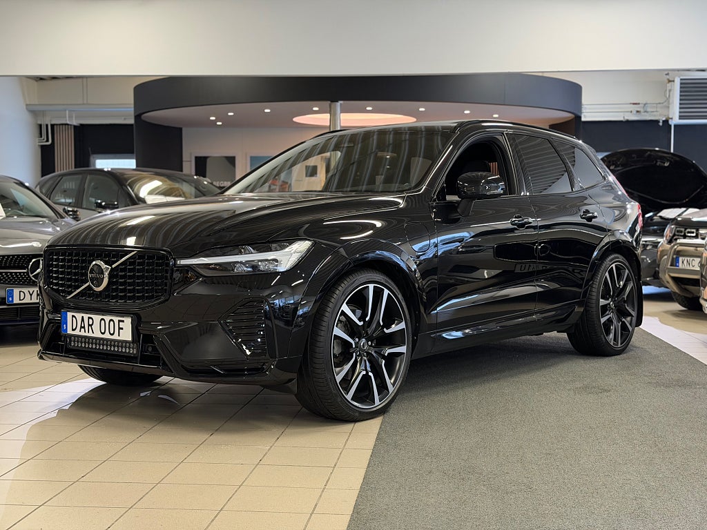 Volvo XC60 T8 AWD R-Design/Drag/360/Hud/22tum/Luft/H&K