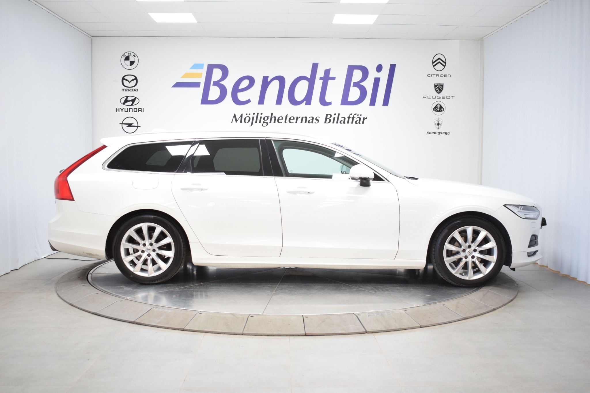 Volvo V90 2019, bild 5/10
