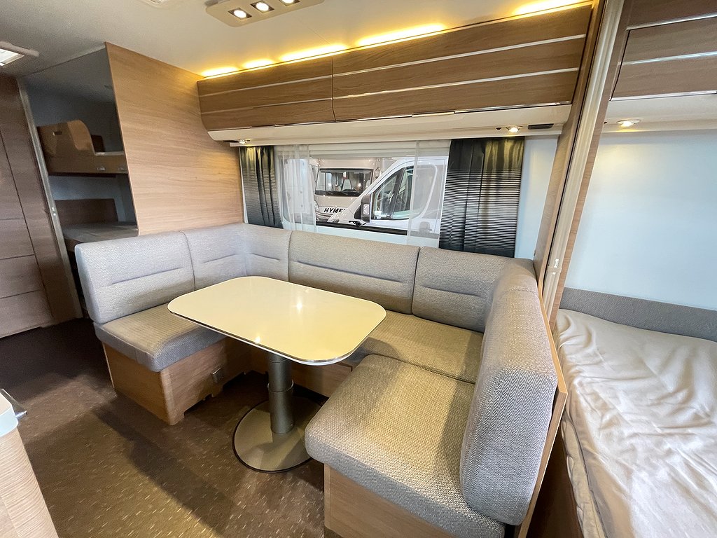 Adria Adora 573 PT / ALDE / Förtält / Solcell / Markis/3-vån - Adria